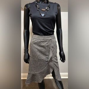 VTG Votre Nom Collection black & white ruffle front wool silk blend skirt Sz 8